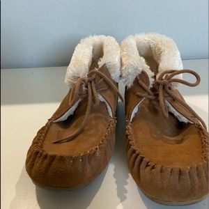 Women’s moccasins size 10